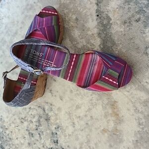 TOMS Platform Wedge Sandals Sz 6.5